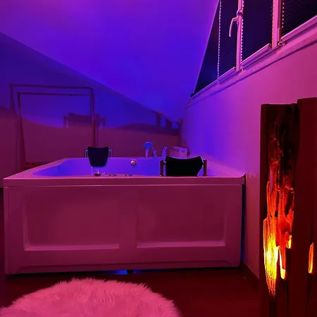Blue Villa *
